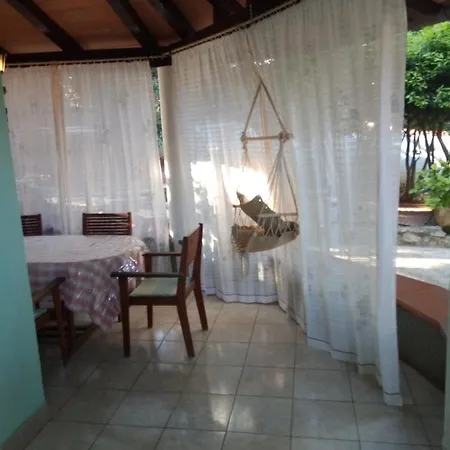 Villa Verde Apartments And Rooms Premantura Exterior photo