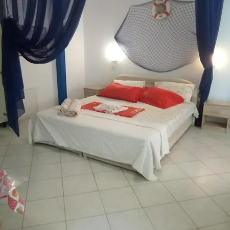 Villa Verde Apartments And Rooms Premantura Exterior photo