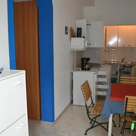 Villa Verde Apartments And Rooms Premantura Room photo
